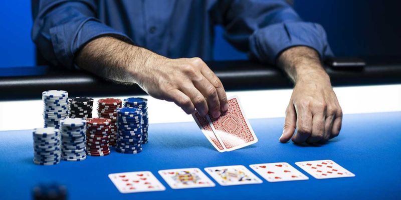 Luật chơi Poker dành cho người mới dễ hiểu từ A đến Z